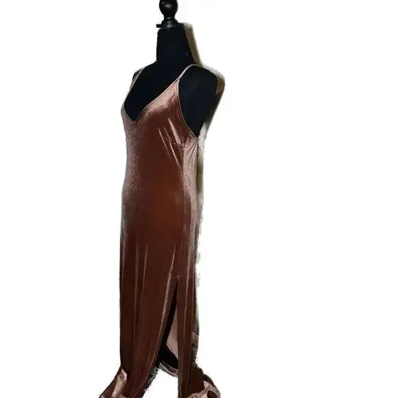 Forever 21 | Dresses | Forever 2 Copper Velvet Maxi Dress Size Large With  Leg Slit Y2k Vibes Corse | Poshmark
